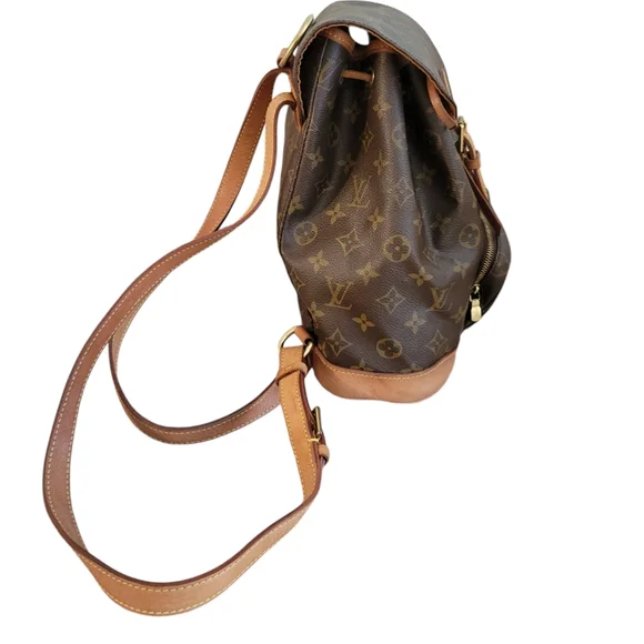 Louis Vuitton Montsouris MM Backpack - Picture 12 of 16